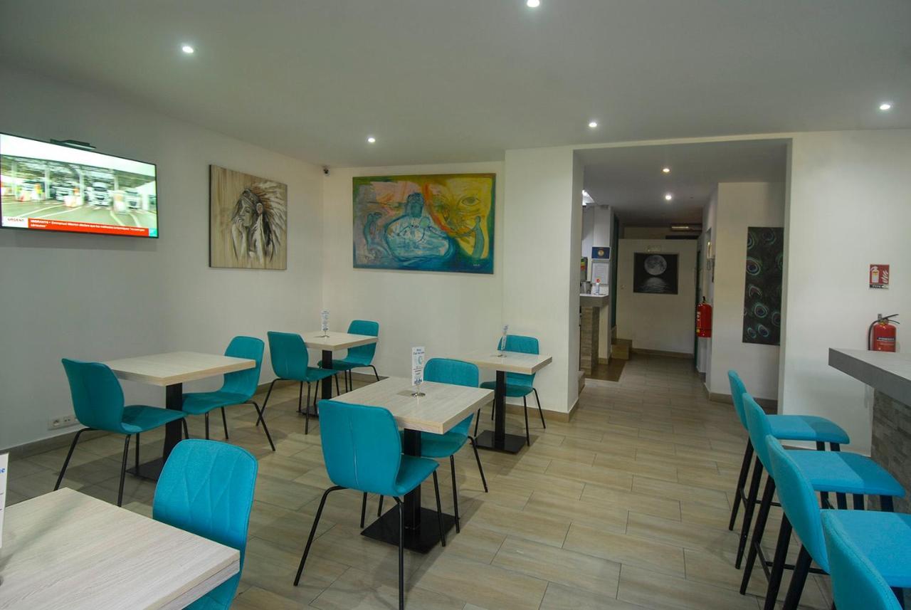Hotel Clair De Lune Dakar Buitenkant foto