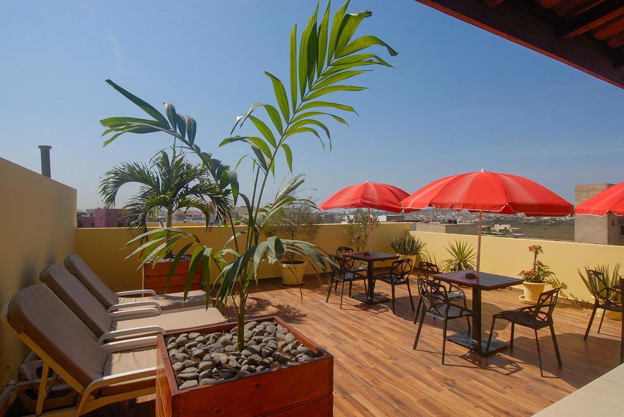 Hotel Clair De Lune Dakar Buitenkant foto